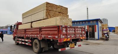 批发各种规格建筑方木
